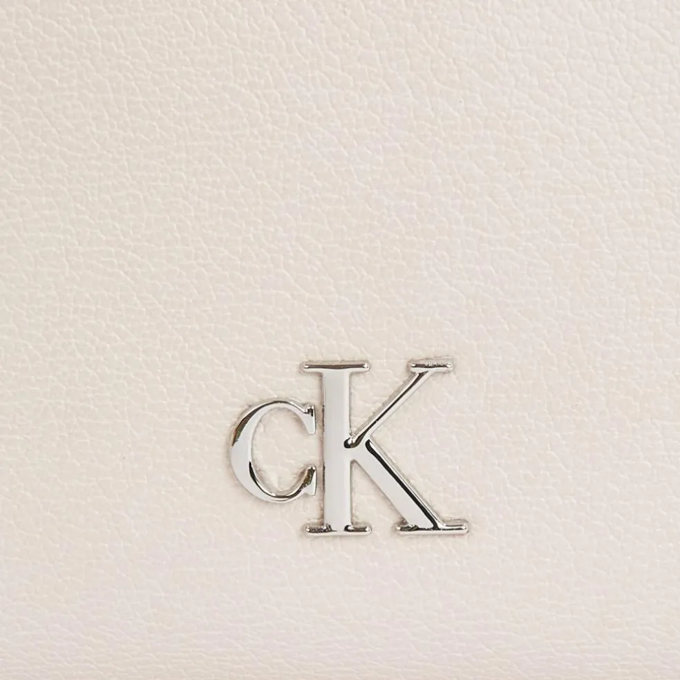 Calvin Klein Jeans Minimal Mini Bag Umhängetasche 18 cm