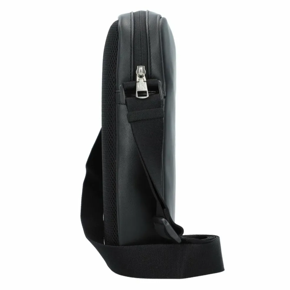 Calvin Klein Jeans Monogram Umhängetasche 22 cm