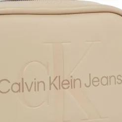 Calvin Klein Jeans Sculpted Mini Bag Umhängetasche 18 cm