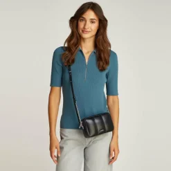 Calvin Klein Line Quilt Umhängetasche 19.5 cm